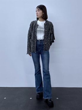 「AZUL by moussy（アズールバイマウジー）のアイテム（デニムパンツ）」を使った、AZUL BY MOUSSYさん（レディース・156cm）の秋コーディネート