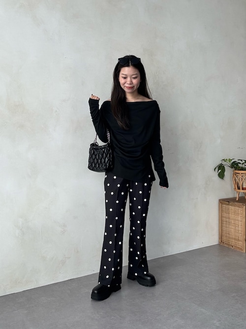 ビーズ装飾フレアパンツ セール】センタープレスドットフレアパンツ（その他パンツ