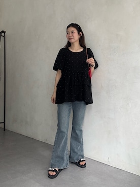 「prose verse（プロズヴェール）の【美脚見え】ロゴパッチ付きストレッチフレアデニム（デニムパンツ、ブルー系）」を使った、まりんさん（レディース・148cm）の春コーディネート