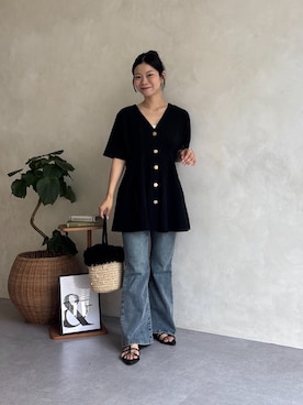 「prose verse（プロズヴェール）のウエストタックVネック半袖カーディガン（カーディガン/ボレロ、ブラック系）」を使った、まりんさん（レディース・148cm）の夏コーディネート
