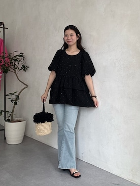 「prose verse（プロズヴェール）の【オリジナルロゴパッチ付】ストレッチフレアデニム（デニムパンツ、ブルー系）」を使った、まりんさん（レディース・148cm）の春コーディネート