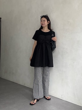 「prose verse（プロズヴェール）のスーパーストレッチギンガムフレアパンツ（その他パンツ、ブラック系）」を使った、まりんさん（レディース・148cm）の春コーディネート