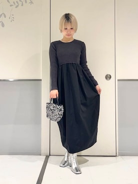 「SENSE OF PLACE by URBAN RESEARCH（センスオブプレイスバイアーバンリサーチ）の『4サイズ展開』『晴雨兼用』スクエアトウセンターシームストレッチブーツ（ブーツ）」を使った、aikaさん（レディース・161cm）の秋コーディネート
