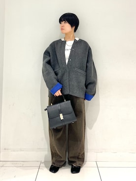 「アイテム（バレエシューズ）」を使った、aikaさん（レディース・162cm・20代）の秋コーディネート