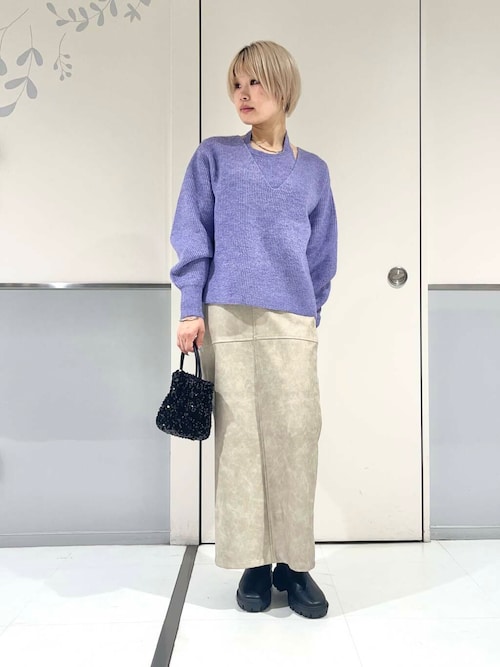 ほぼ美品ZANON ケーブルニット セーター 青　サイズ48 デザインケーブルボトルネックニット（ニット/セーター