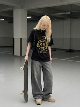 「Timberland（ティンバーランド）のアイテム（ブーツ、ベージュ系）」を使った、lucyinrecordさん（レディース・161cm）の春コーディネート
