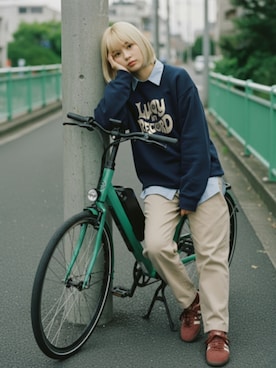 「アイテム（チノパンツ）」を使った、lucyinrecordさん（レディース・161cm）の秋コーディネート