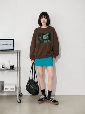 「adidas（アディダス）のアイテム（スニーカー、ブラック系）」を使った、lucyinrecordさん（レディース・161cm）の秋コーディネート
