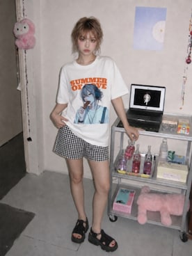 「LUCY IN RECORDのLUCY IN RECORD - SUMMER OF LOVE Tシャツ（Tシャツ/カットソー、ホワイト系）」を使った、lucyinrecordさん（レディース・161cm）の夏コーディネート