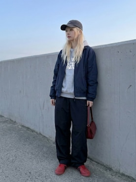「LUCY IN RECORDのShe Was Electricロゴパーカー　LUCY IN RECORD
（パーカー、グレー系）」を使った、lucyinrecordさん（レディース・161cm）の春コーディネート
