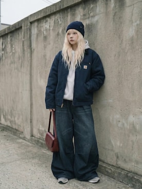 「LUCY IN RECORDのShe Was Electricロゴパーカー　LUCY IN RECORD
（パーカー、グレー系）」を使った、lucyinrecordさん（レディース・161cm）の春コーディネート