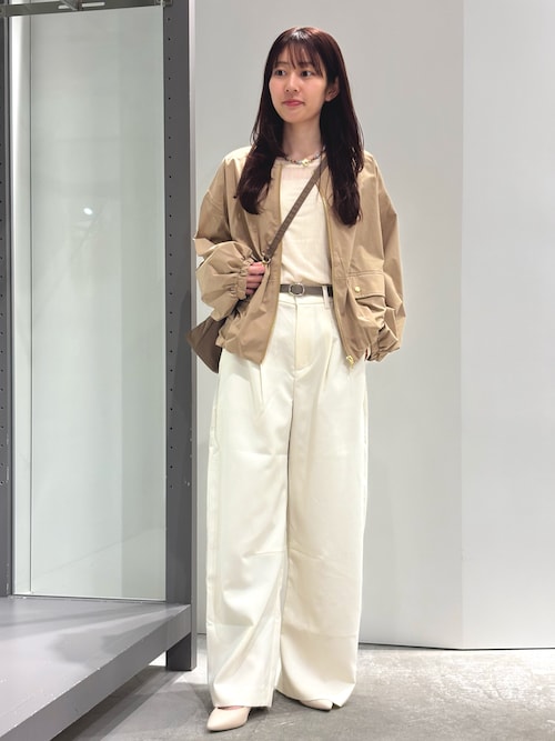 ANAYI 撥水タフタショートブルゾン 38 ベージュ ANAYI（アナイ）の「撥水タフタショートブルゾン（ブルゾン）」 - WEAR