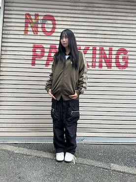 「アイテム（カーゴパンツ）」を使った、桜さん（レディース・158cm・10代）の夏コーディネート