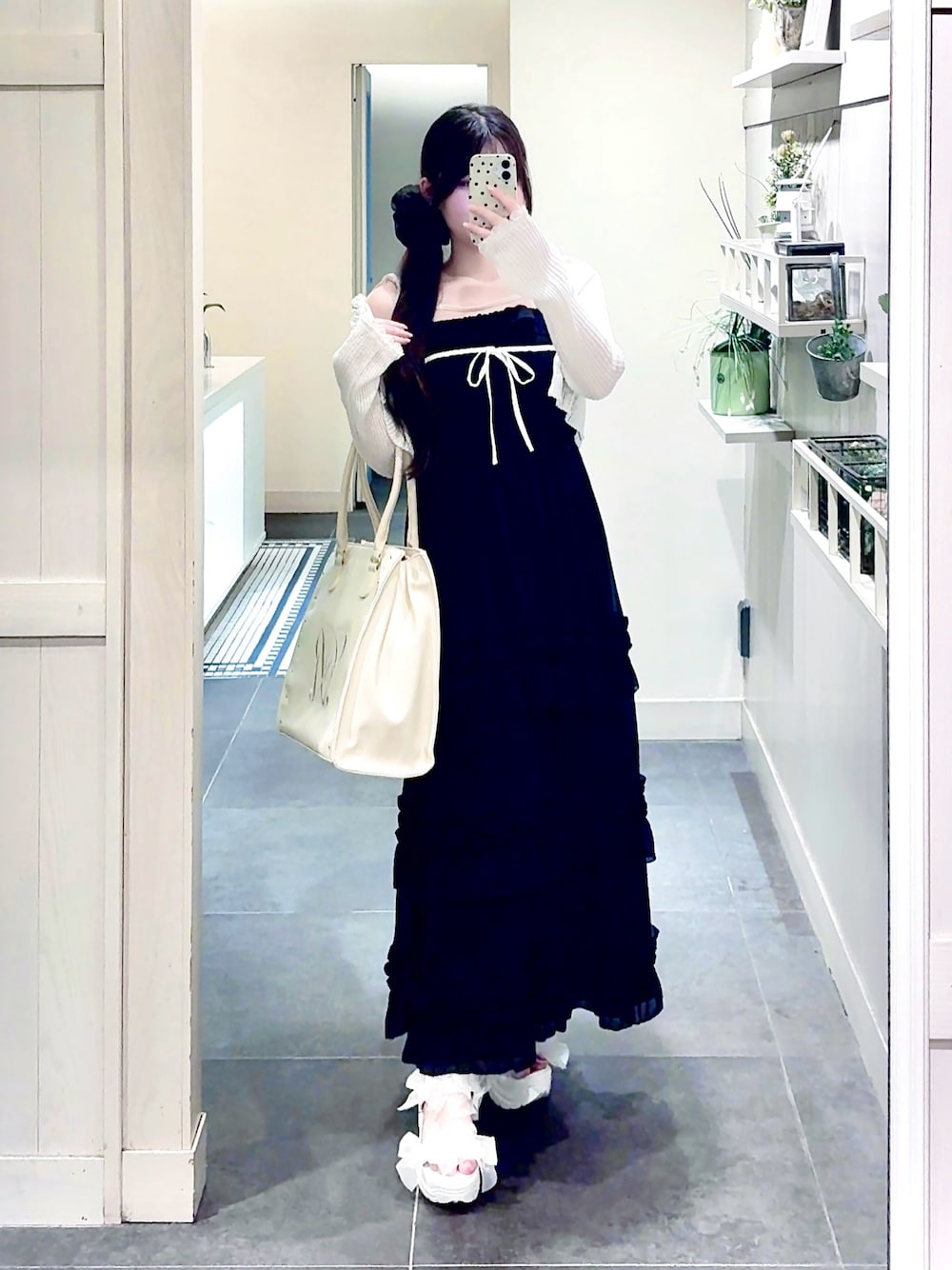 WEB限定カラー/8色展開】Saxe flower stroll ロングワンピを使った人気