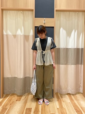 「アイテム（ドレスシューズ、シルバー系）」を使った、nahio【160cm】さん（レディース・160cm）の夏コーディネート