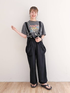 「アイテム（スマホグッズ、グレー系）」を使った、eriiiii36さん（レディース・169cm）の夏コーディネート