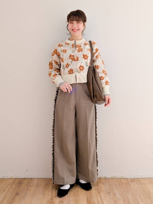 セール】サイドフリルワイドパンツ 152669（その他パンツ）｜LOWRYS