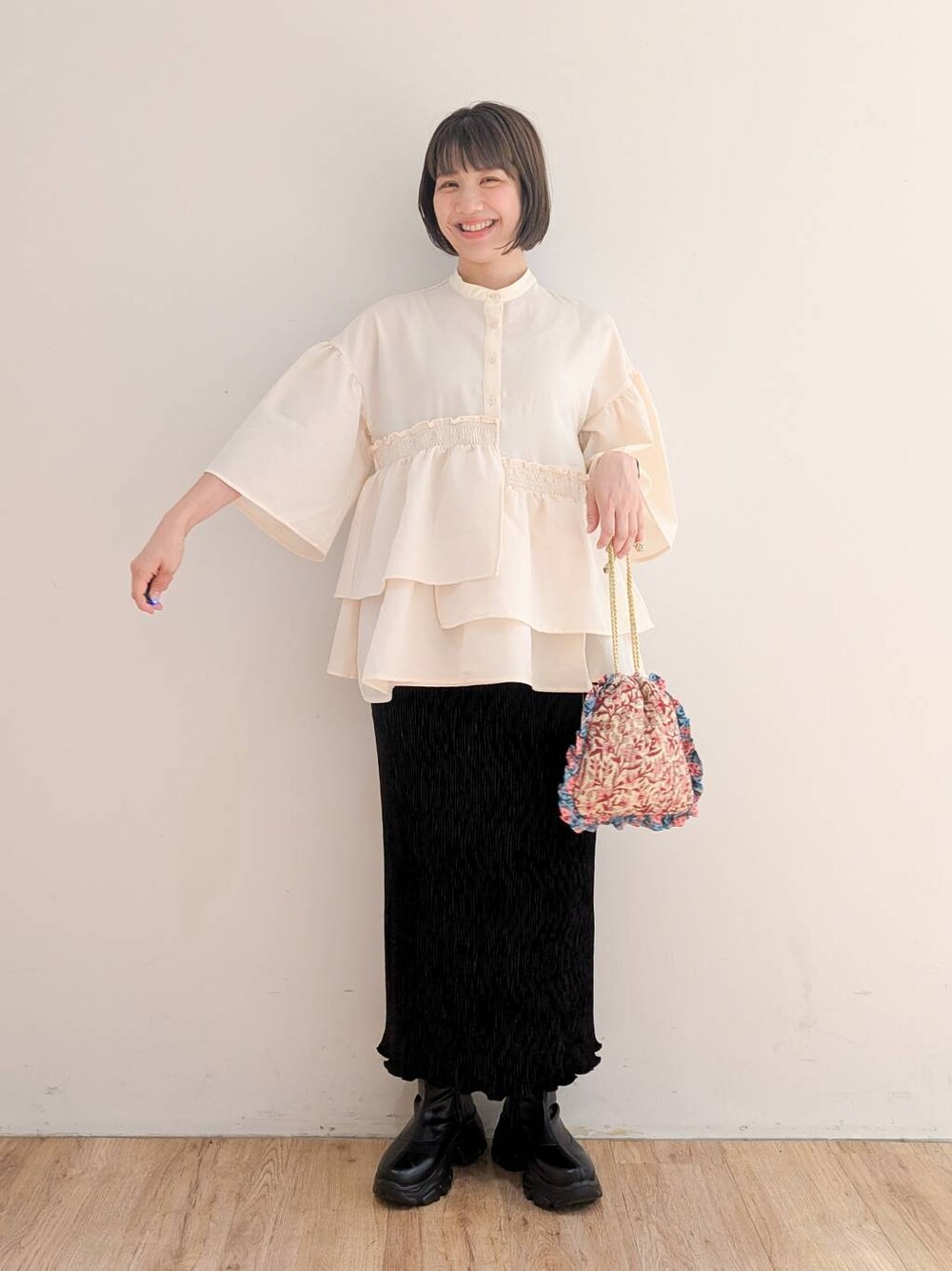 LOWRYS FARM（ローリーズファーム）の「アシメフリルチュニック