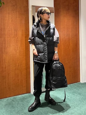 「アイテム（ダウンベスト）」を使った、byyamaguchiさん（レディース・161cm）の秋コーディネート