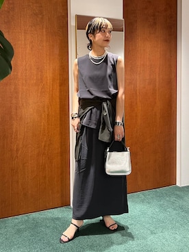 「アイテム（バングル/リストバンド）」を使った、byyamaguchiさん（レディース・161cm）の夏コーディネート