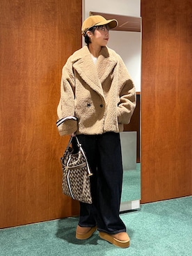 「アイテム（ピーコート）」を使った、byyamaguchiさん（レディース・161cm）の秋コーディネート