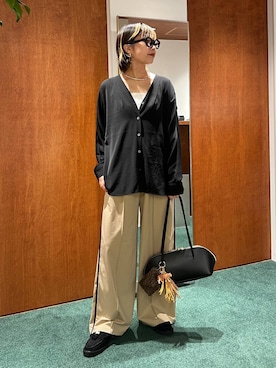 「アイテム（キーホルダー）」を使った、byyamaguchiさん（レディース・161cm）の秋コーディネート