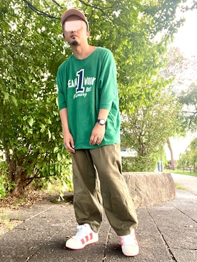 「URBAN RESEARCH（アーバンリサーチ）のアイテム（チノパンツ）」を使った、タニさんさん（メンズ・169cm）の秋コーディネート