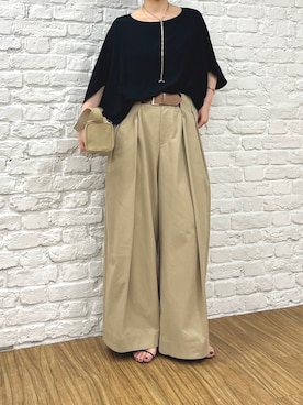 「GALLARDAGALANTE（ガリャルダガランテ）のベルトタックチノ（その他パンツ、ベージュ系）」を使った、gg__erinaさん（レディース・165cm）の夏コーディネート