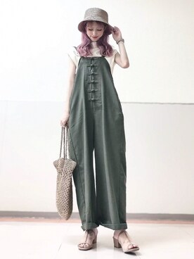 「ペーパーハット」｜「アイテム（オールインワン・サロペット）」を使った、erina🥀さん（レディース・164cm）の夏コーディネート