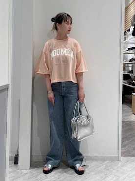 「アイテム（ボストンバッグ、グレー系）」を使った、まるこさん（レディース・156cm）の春コーディネート