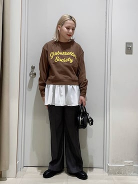 「おでかけ」｜「アイテム（スウェット）」を使った、まるこさん（レディース・156cm）の秋コーディネート