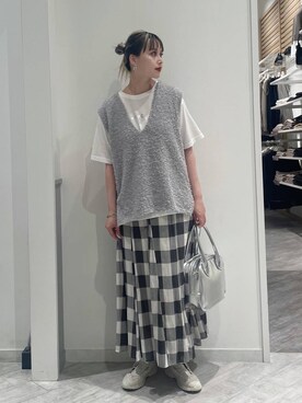 「アイテム（ボストンバッグ、グレー系）」を使った、まるこさん（レディース・156cm）の春コーディネート