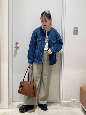 「アイテム（デニムジャケット）」を使った、まるこさん（レディース・156cm・30代）の秋コーディネート