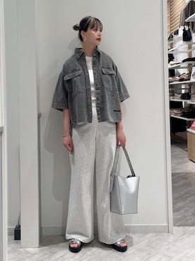 「GLOBAL WORK（グローバルワーク）のアイテム（スウェットパンツ）」を使った、まるこさん（レディース・156cm）の春コーディネート