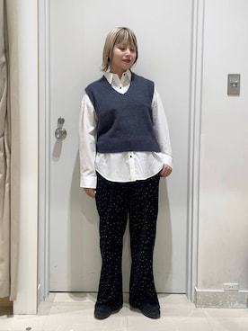 「GLOBAL WORK（グローバルワーク）のアイテム（ベスト）」を使った、まるこさん（レディース・156cm）の秋コーディネート