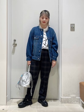 「アイテム（デニムジャケット）」を使った、まるこさん（レディース・156cm・30代）の秋コーディネート