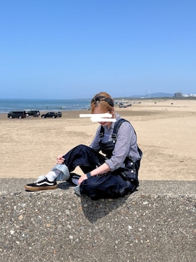 「RNA（アールエヌエー）のアイテム（オールインワン・サロペット）」を使った、rinringoooさん（レディース・156cm）の春コーディネート