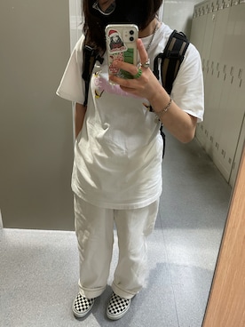 「オールホワイト」｜「アイテム（スリッポン）」を使った、吉井紗彩さん（レディース・155cm）の夏コーディネート