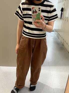 「X-girl（エックスガール）のWIDE TAPERED PANTS（その他パンツ）」を使った、吉井紗彩さん（レディース・155cm）の夏コーディネート