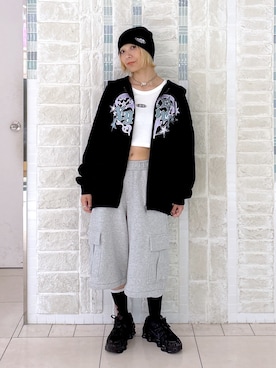 「アイテム（パーカー）」を使った、吉井紗彩さん（レディース・155cm・20代）の夏コーディネート