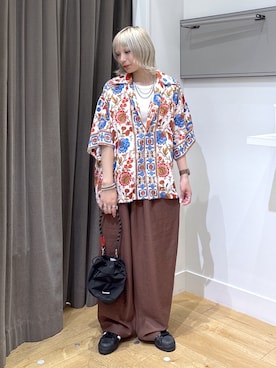 「HLAADA（フラーダ）のアイテム」を使った、SAAYAさん（レディース・155cm）の夏コーディネート