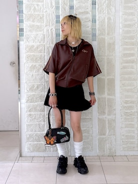 「アイテム（パスケース）」を使った、吉井紗彩さん（レディース・155cm・20代）の夏コーディネート