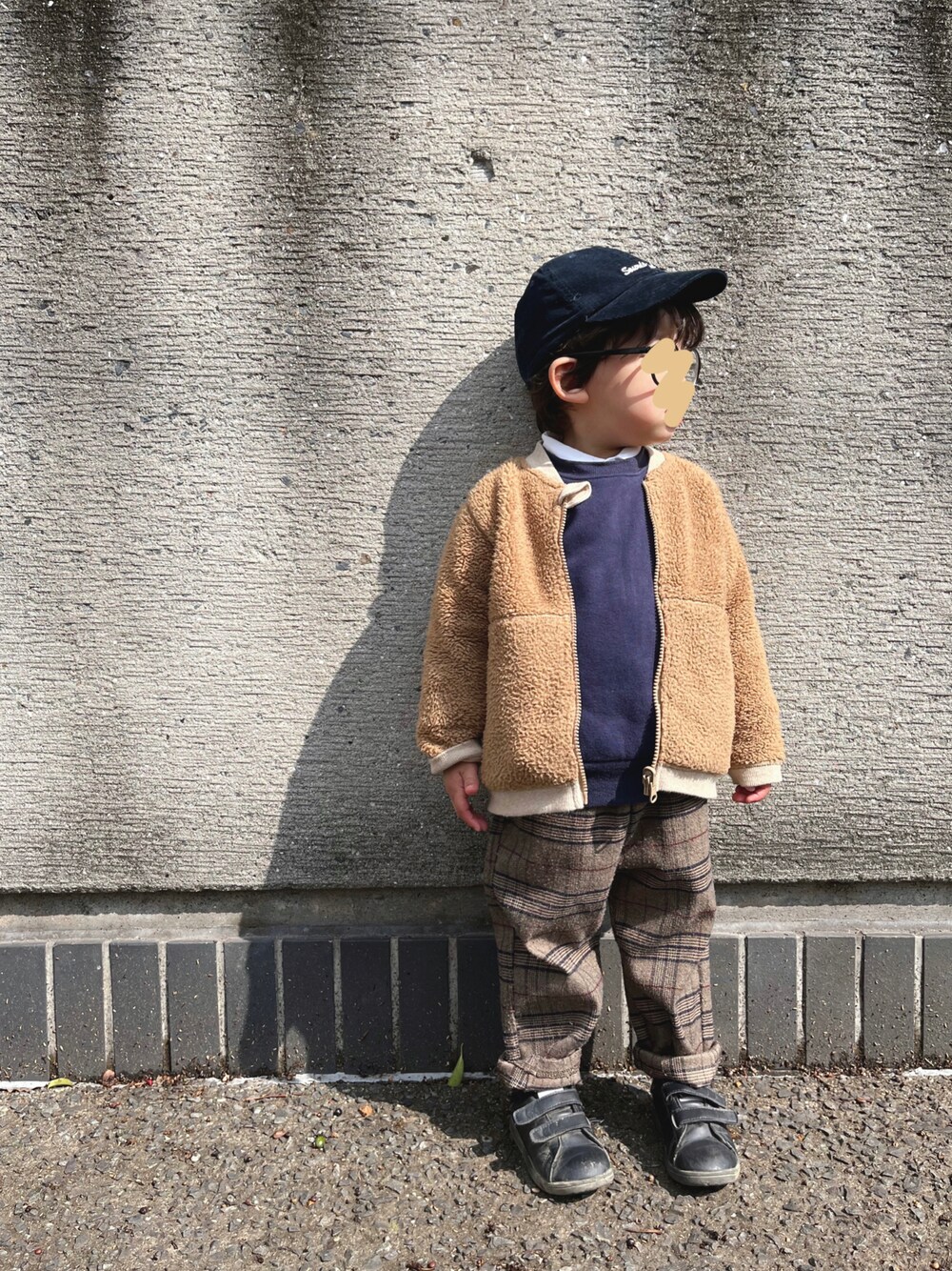 「おしゃれさんと繋がりたい、キッズコーデ、キッズファッション、男の子、3歳、プチプラ、シンプル、シンプルコーデ」｜「西松屋のアイテム（キャップ、ブルー系）」を使った、chiroruさん（キッズ・90cm）の春コーディネートの1枚目の写真