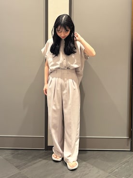 「NANO universe（ナノユニバース）のアイテム（シャツ/ブラウス）」を使った、nanamiさん（レディース・158cm）の春コーディネート