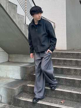 「ワイドシルエット」｜「アイテム（パンツ）」を使った、鈴木 龍之介さん（メンズ・177cm）の冬コーディネート