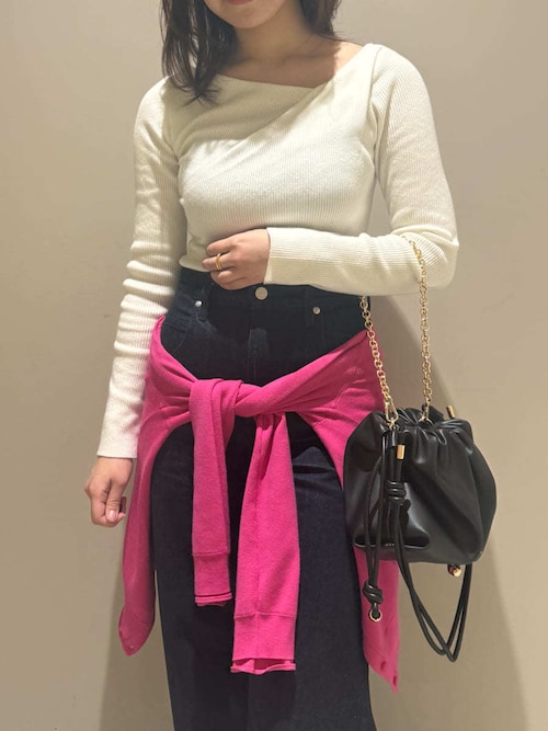 シルクブレンドアシメデコルテドレープリブニット（ニット/セーター