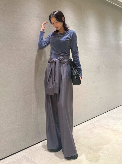 デコルテタックフロッキーチュールトップス（Tシャツ/カットソー