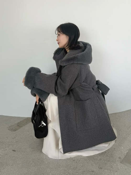 LeSportsac× FRAY I.D】SQUARE TH CROSSBODY（ハンドバッグ）｜FRAY