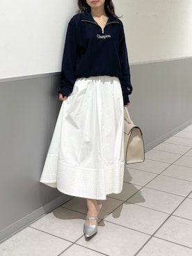 「イエベ」｜「アイテム（スウェット）」を使った、FRAY I.Dさん（レディース・159cm）の冬コーディネート
