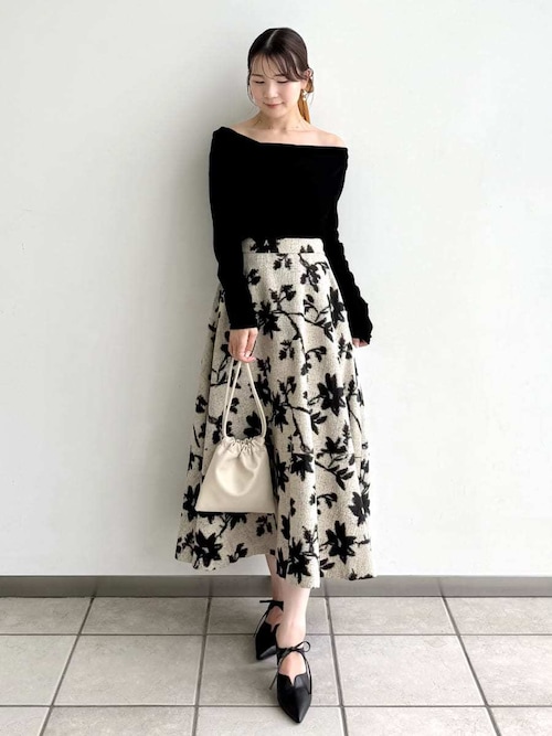 FRAY I.D デコルテタックフロッキーチュールトップス　ブラック デコルテタックフロッキーチュールトップス（FRAY I.D）｜ルミネ